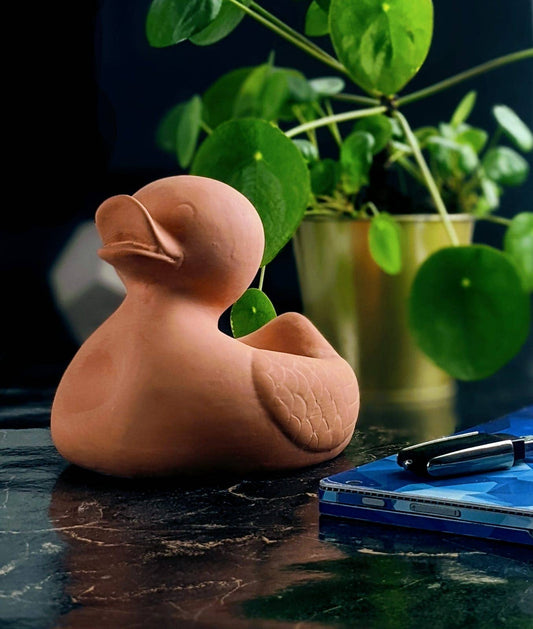 M. Ugly Duckling Jaune – Jasmin Djerzic – Jaune – vue 3