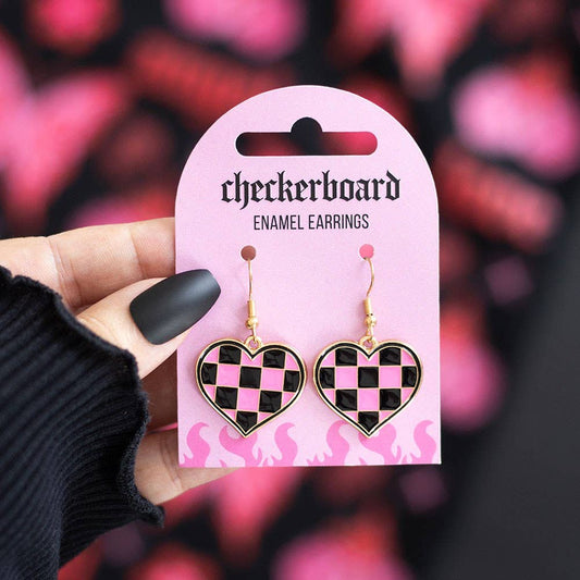 Checkered heart earrings