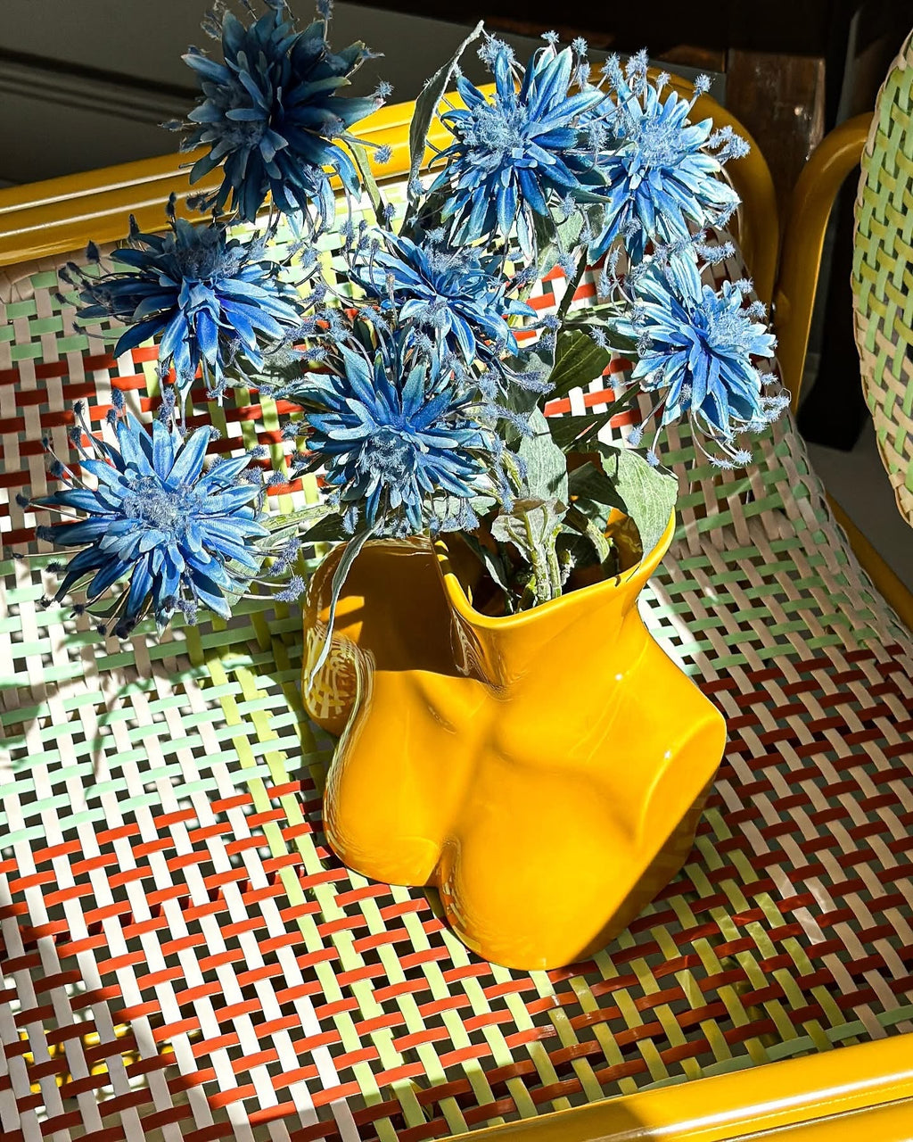 Vase mit weiblicher Büste