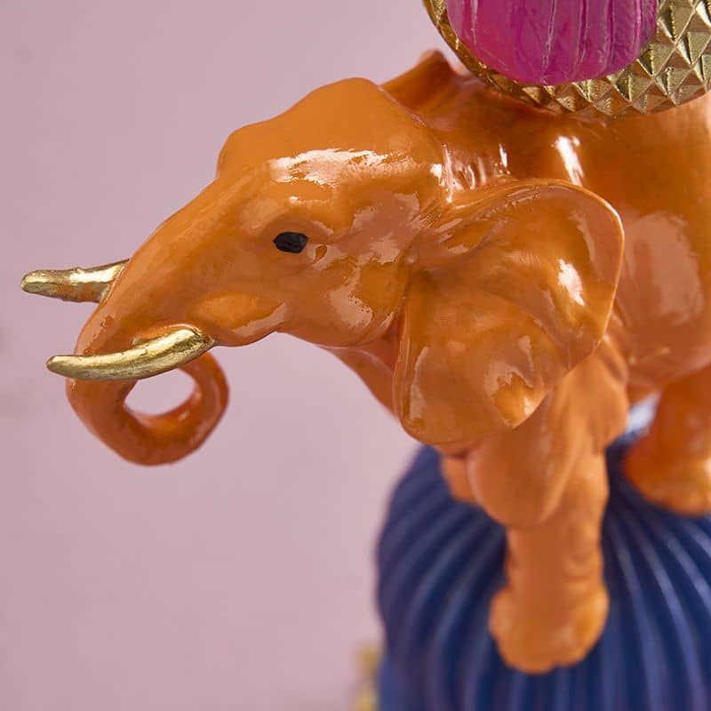 Oranger Elefantenleuchter