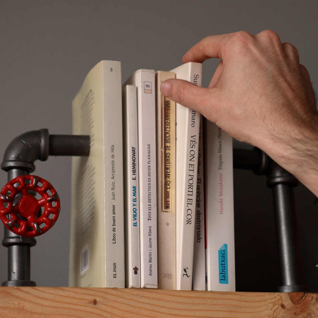 Pipeline Double Bookend