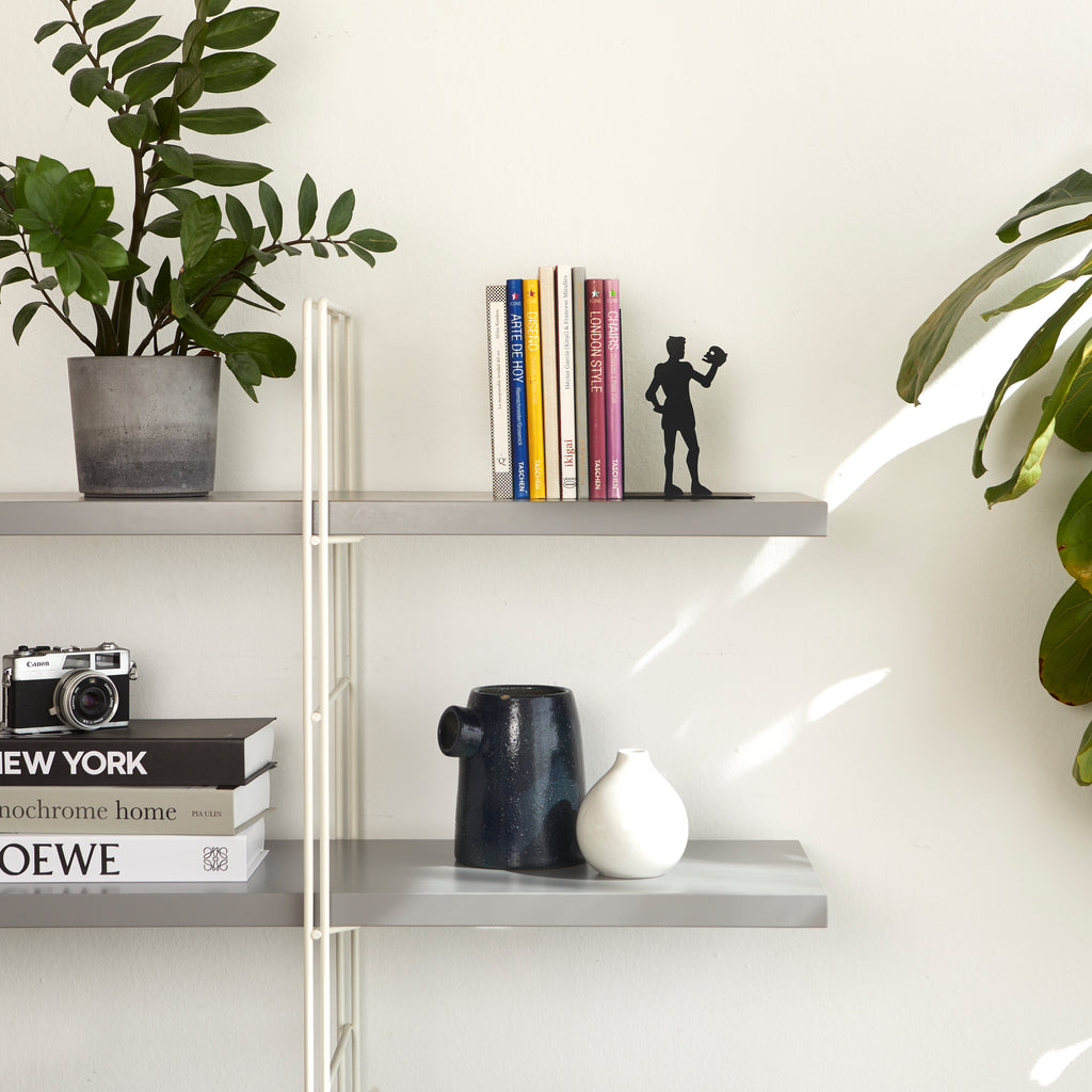 Hamlet Bookend