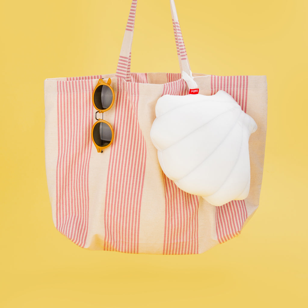 Summer Shell Cushion