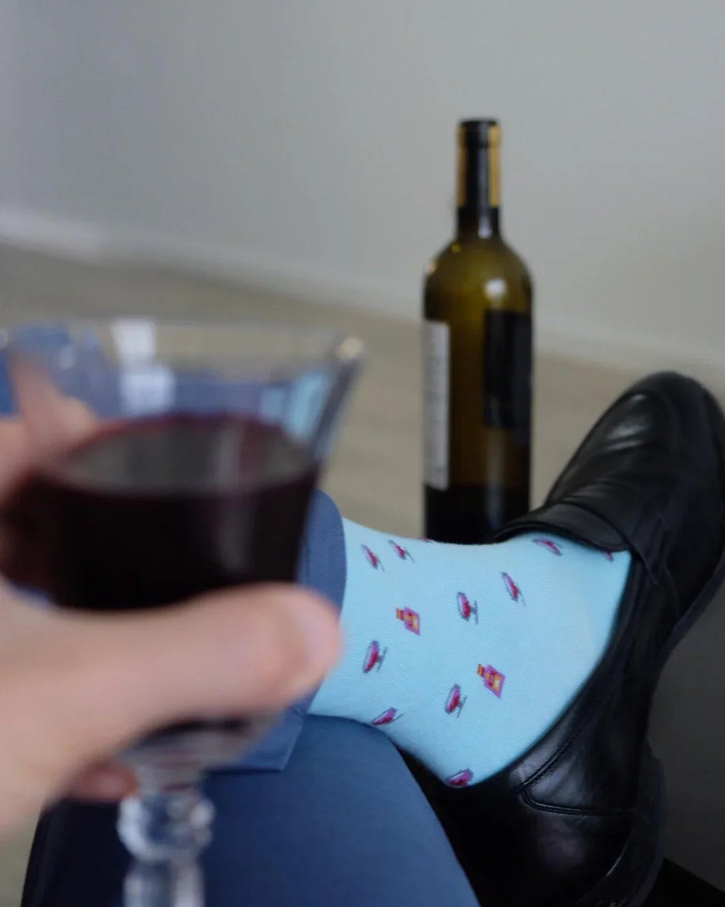 Oggetto regalo di design – chaussettes vin the captain socks 
