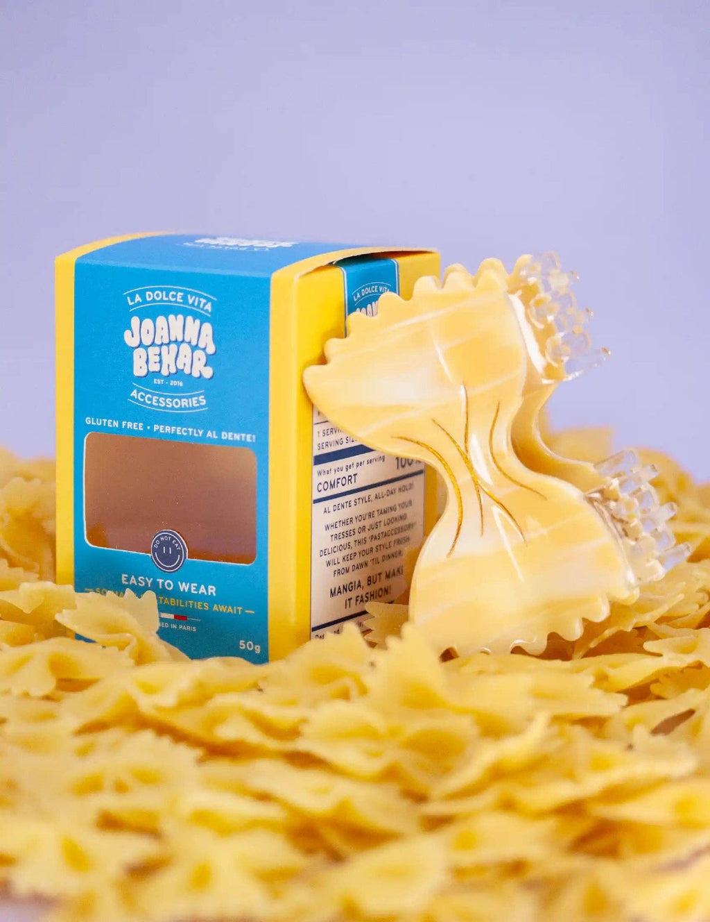 Design-lahja – NOUVEAU ! Pince à – cheveux en forme de nœud papillon farfalle: Farfalle à l'encre de seiche | Joanna Behar – vue 2