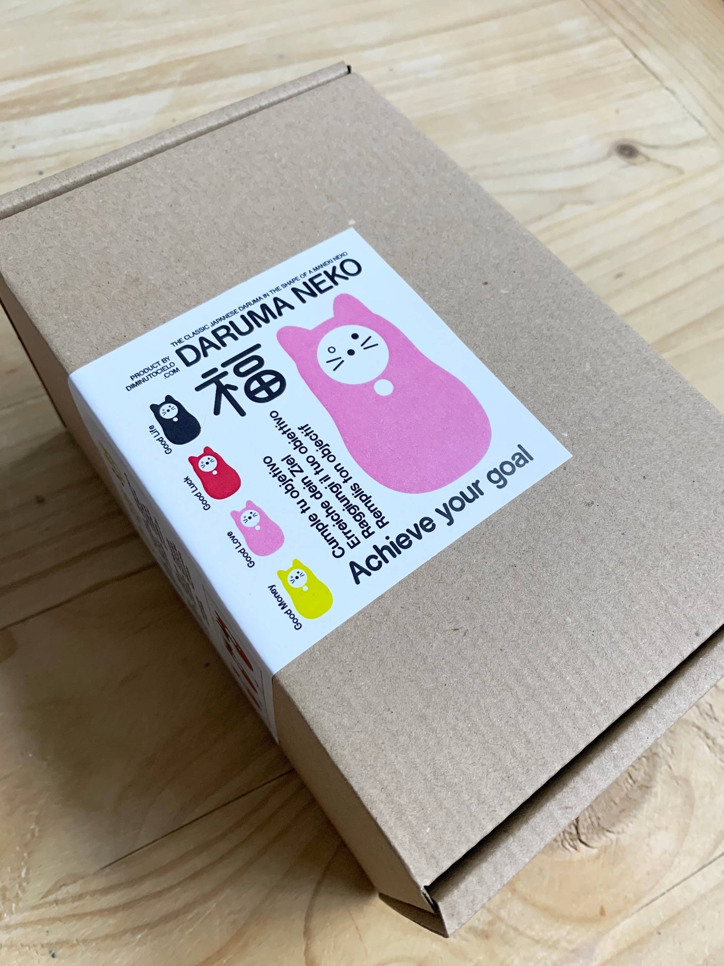 Chat Daruma Rose „Liebe“
