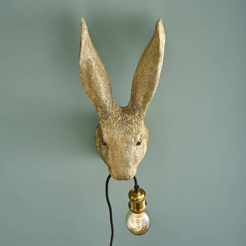 Hasi Wandleuchte, goldfarbenes Polyurethanharz, 22 x 19 x 46 cm