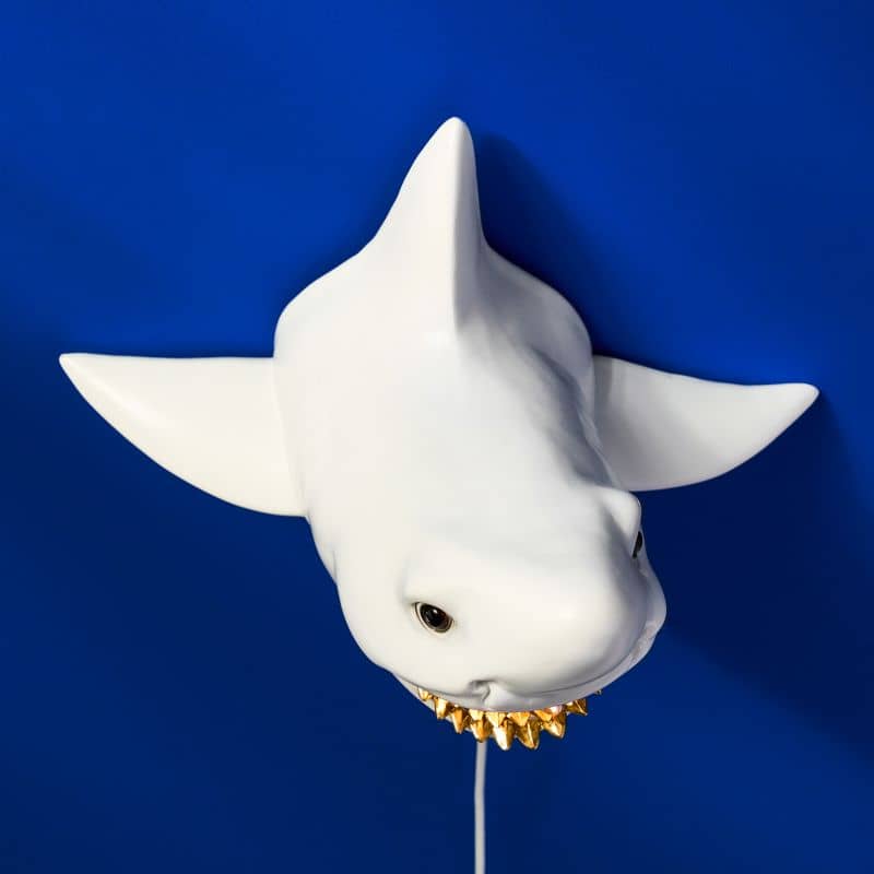 Hai Sharky Hai-Wandleuchte, Weiß/Gold