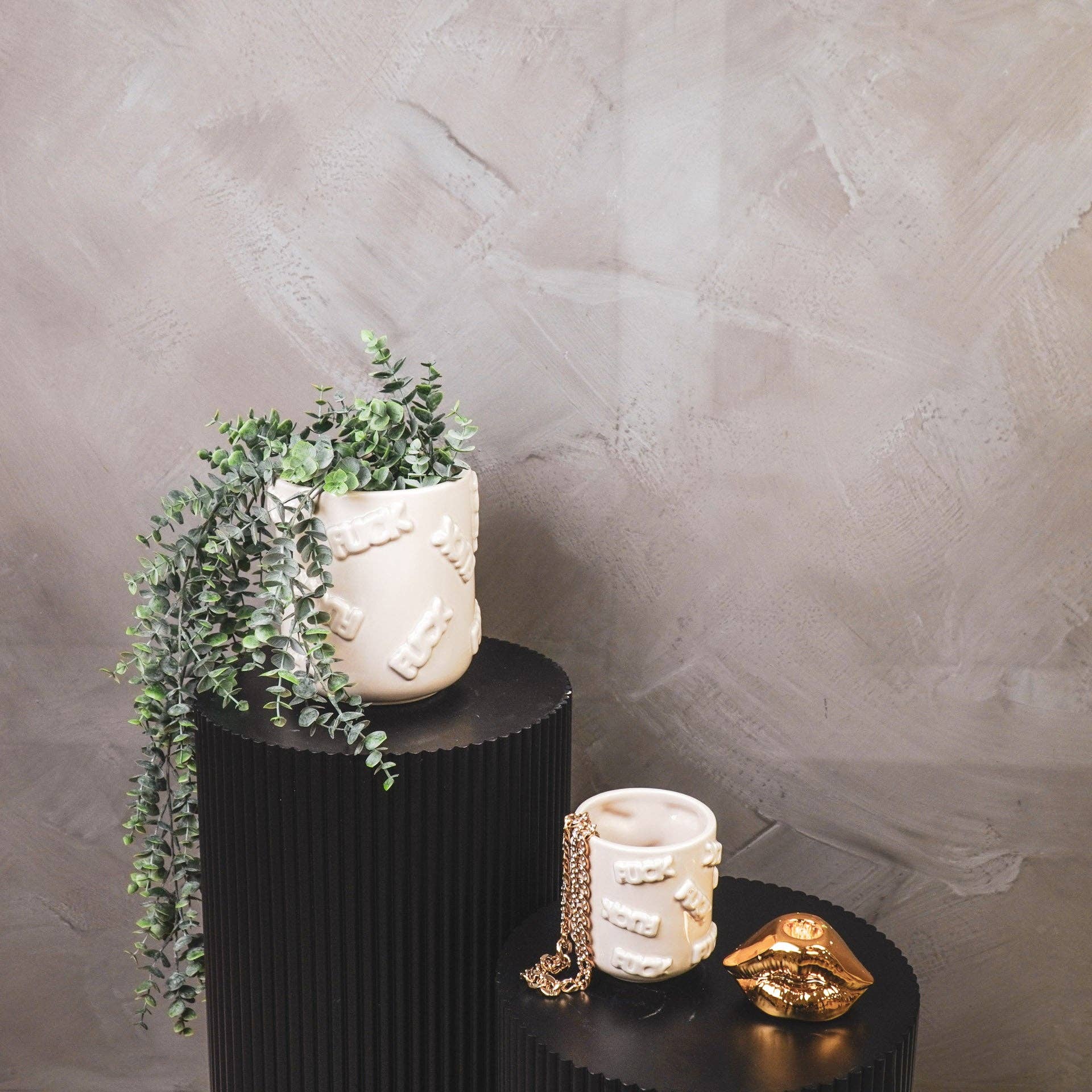 Pot - 'SHIT' - Ceramic - Beige - 17.5x17.5x17.5cm
