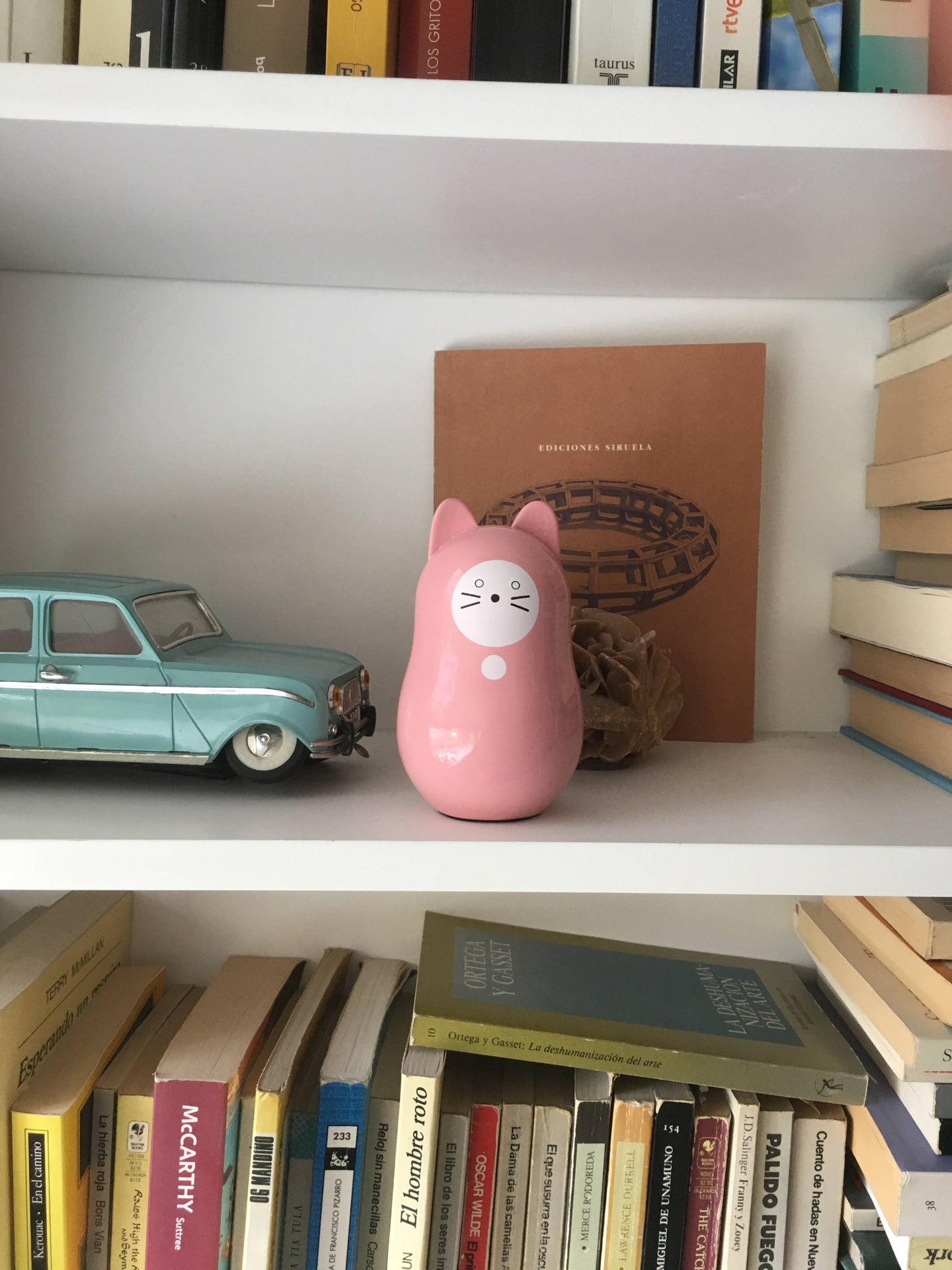 Chat Daruma Rose „Liebe“