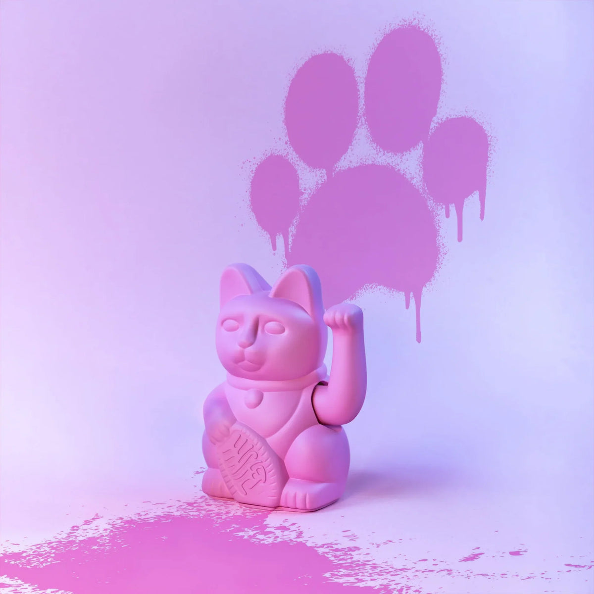 Mise en situation : Chat Chanceux Rose Chaud – Donkey Products