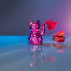 Chat Chanceux Rose Brillant “Sorya”