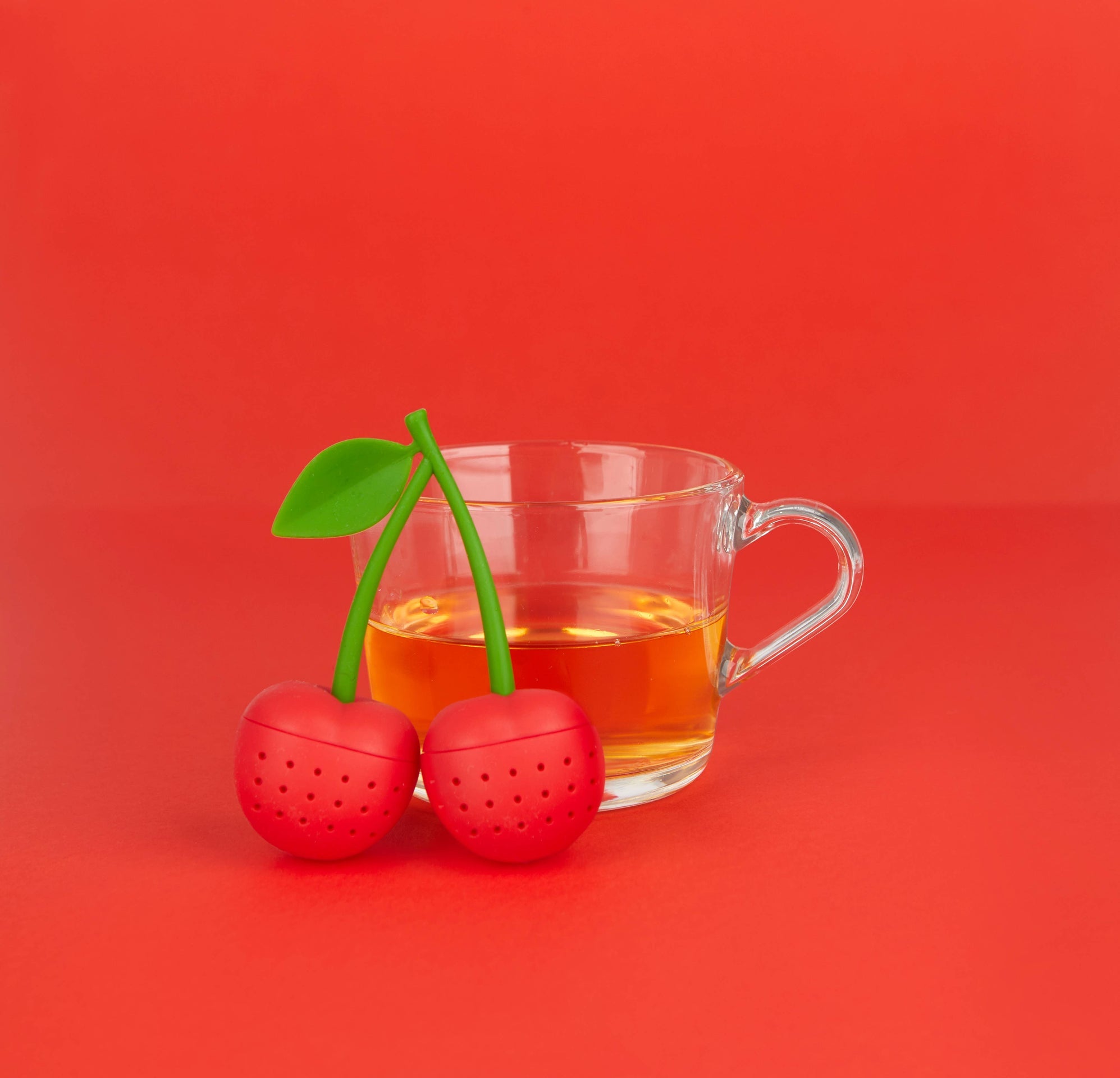 Teesieb Rote Kirschen