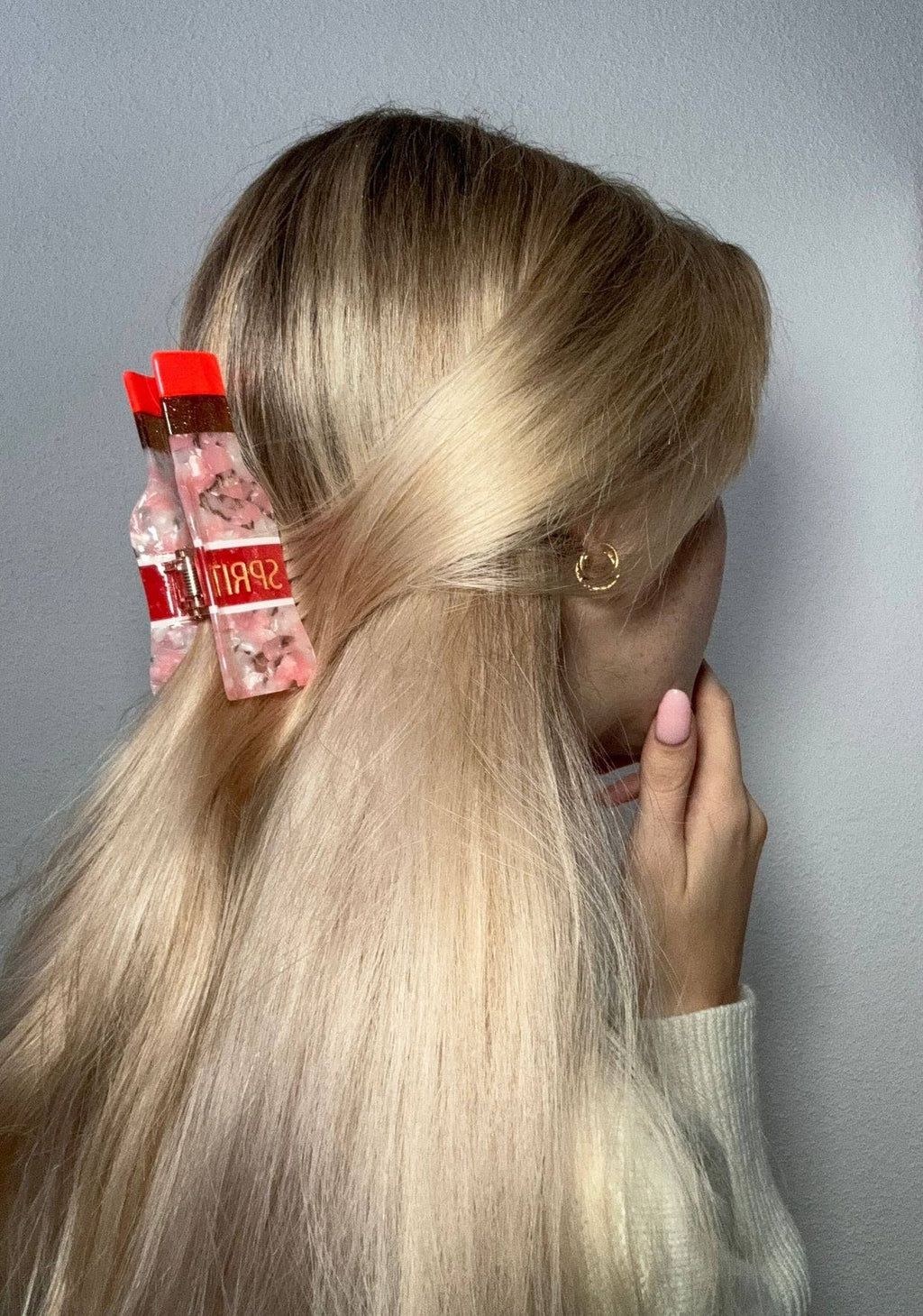 Hair clip Spritz bottle