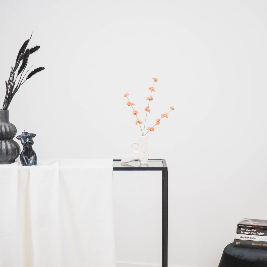 Oggetto regalo di design – vase a fleurs gun blanc 
