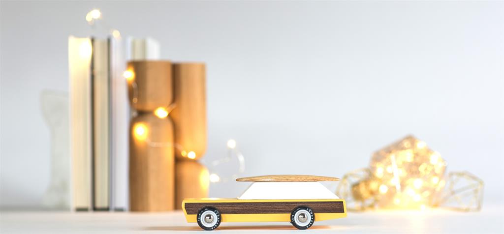 Voiture en Bois Candycar World - Break avec Planche de Surf