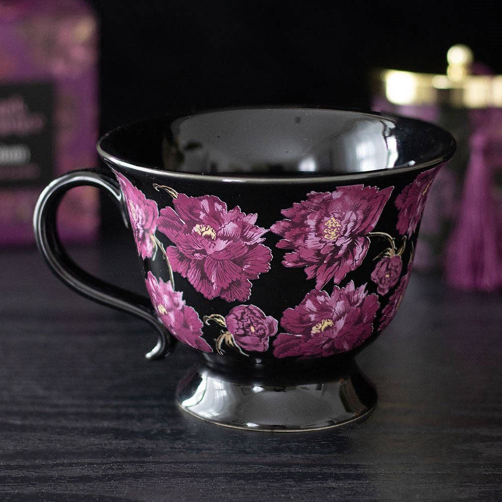 Tasse à thé à imprimé floral romance sombre | Objetos de diseño y regalos originales