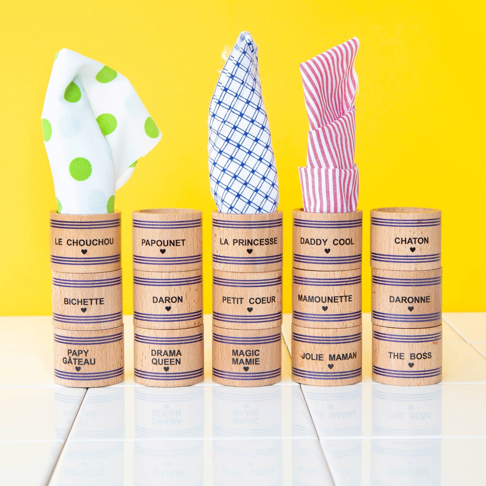 Ronds de serviette en bois – Collection Famille | Objetos de diseño y regalos originales