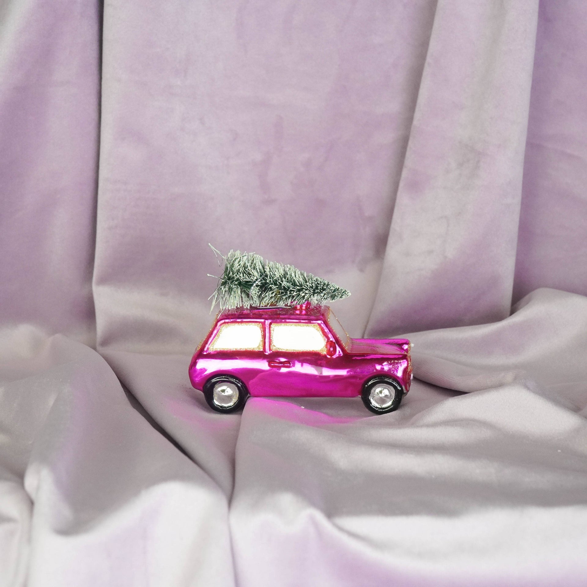 Boule de Noël Voiture Rose avec Sapin de Noël
