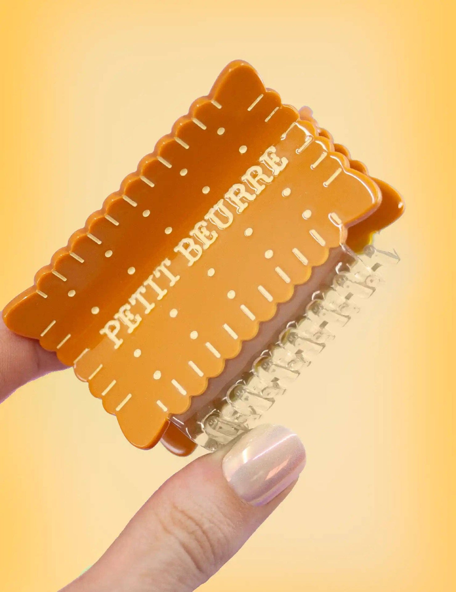 Designcadeau – Pince à cheveux – biscuit Petit Beurre français design soigné | Joanna Behar – vue 6