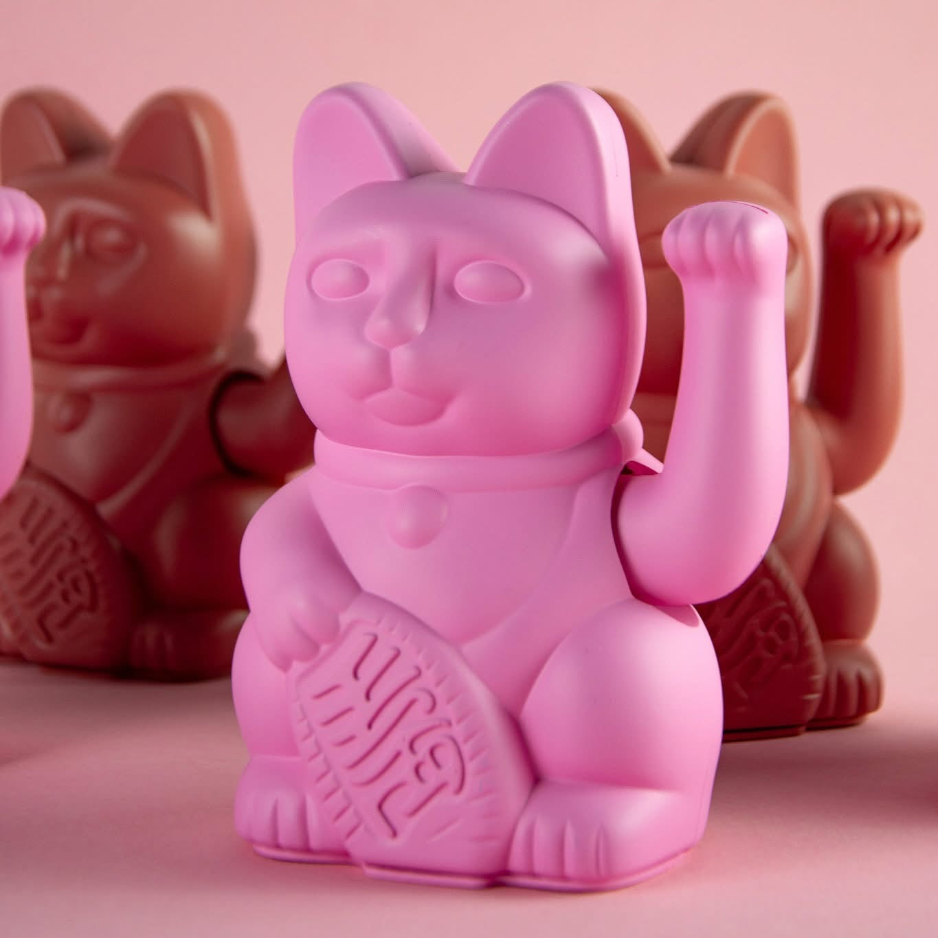 Hot Pink Lucky Cat