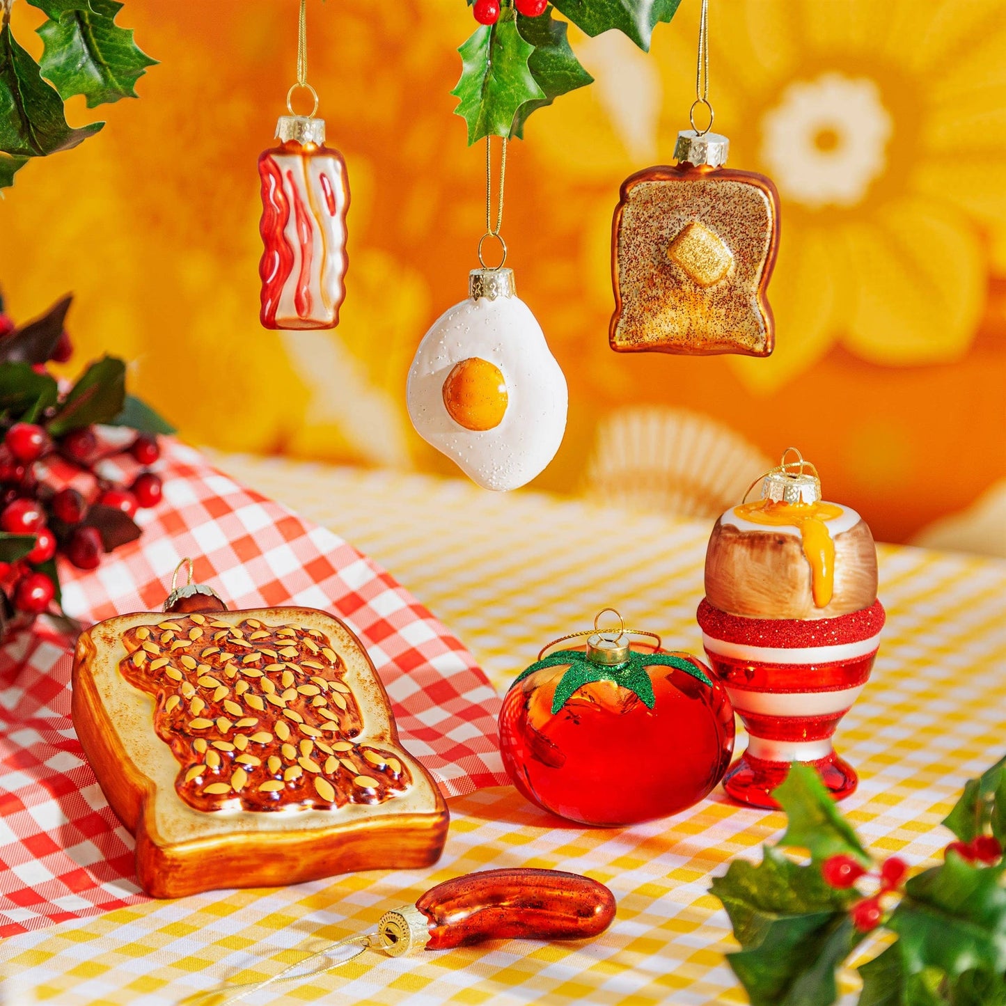 Tomaten-Weihnachtskugel