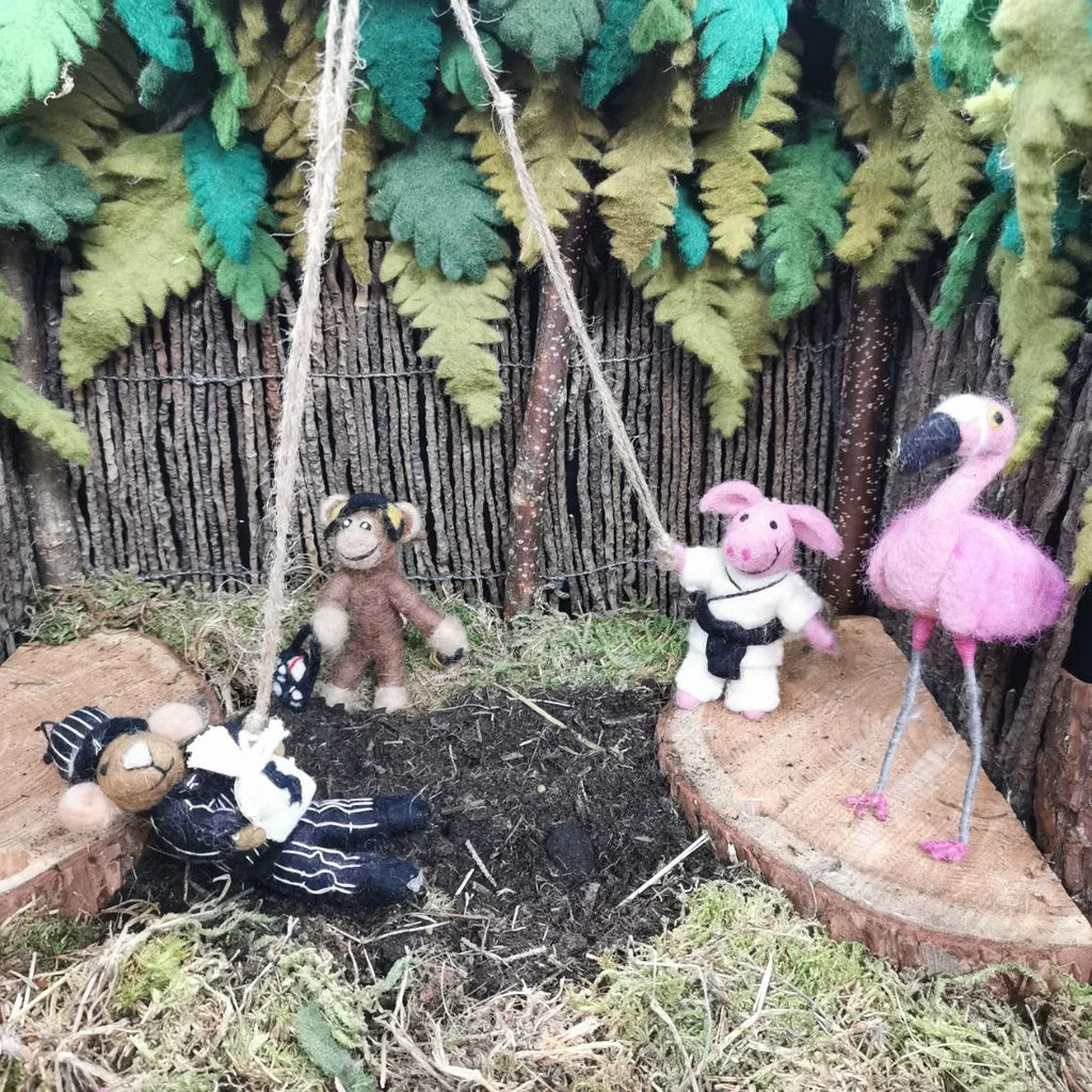 Frankie der Flamingo Filz-Weihnachtsball 