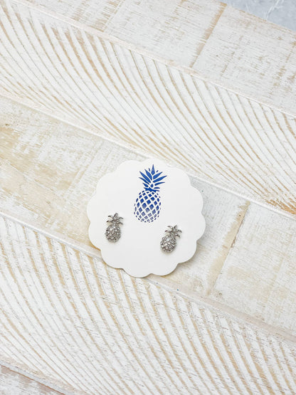 Mini pineapple stud earrings