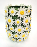 Große Keramikvase mit Gänseblümchen