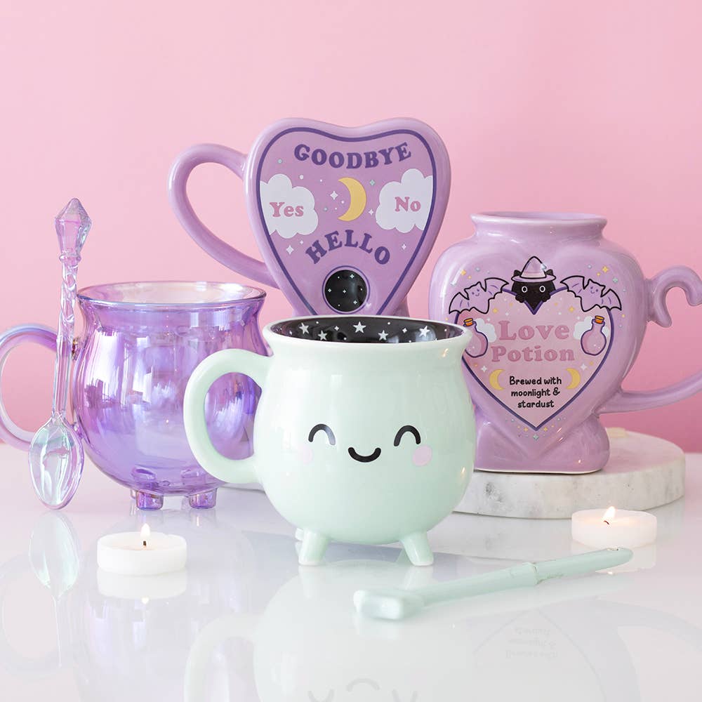 Mug d'Halloween Chaudron kawaii vert menthe avec touillette en forme de baguette