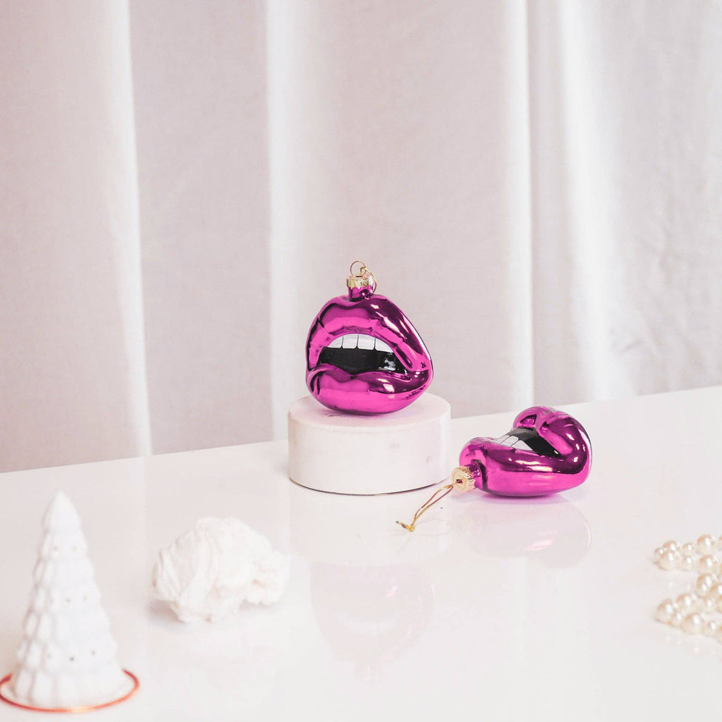 boule de noel bouche rose 