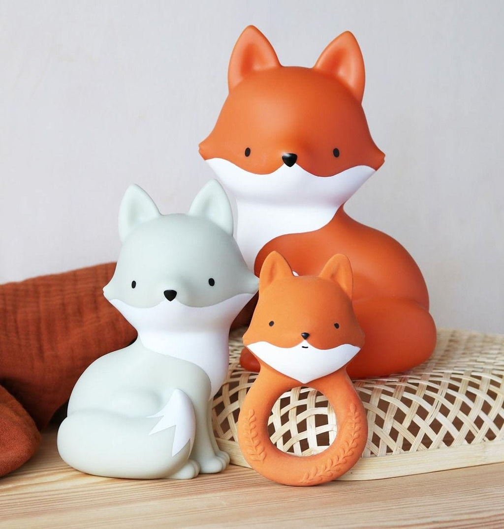 Petite veilleuse Renard Polaire – vue 3 – A Little Lovely Company