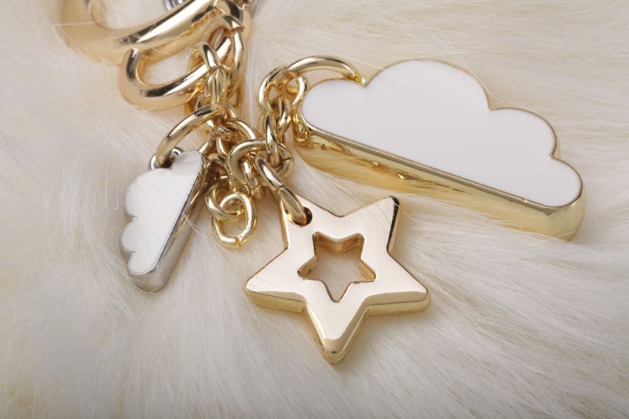 Designcadeau – Bijou de Sac Nuage Doré Meta[l]morphose | Boutique d'objets cadeaux designs 