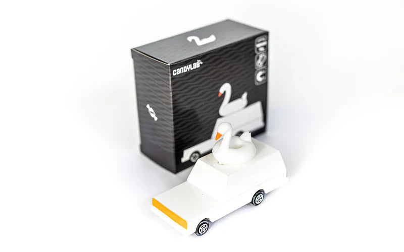 Candycar World Holzauto - Weißer Schwan