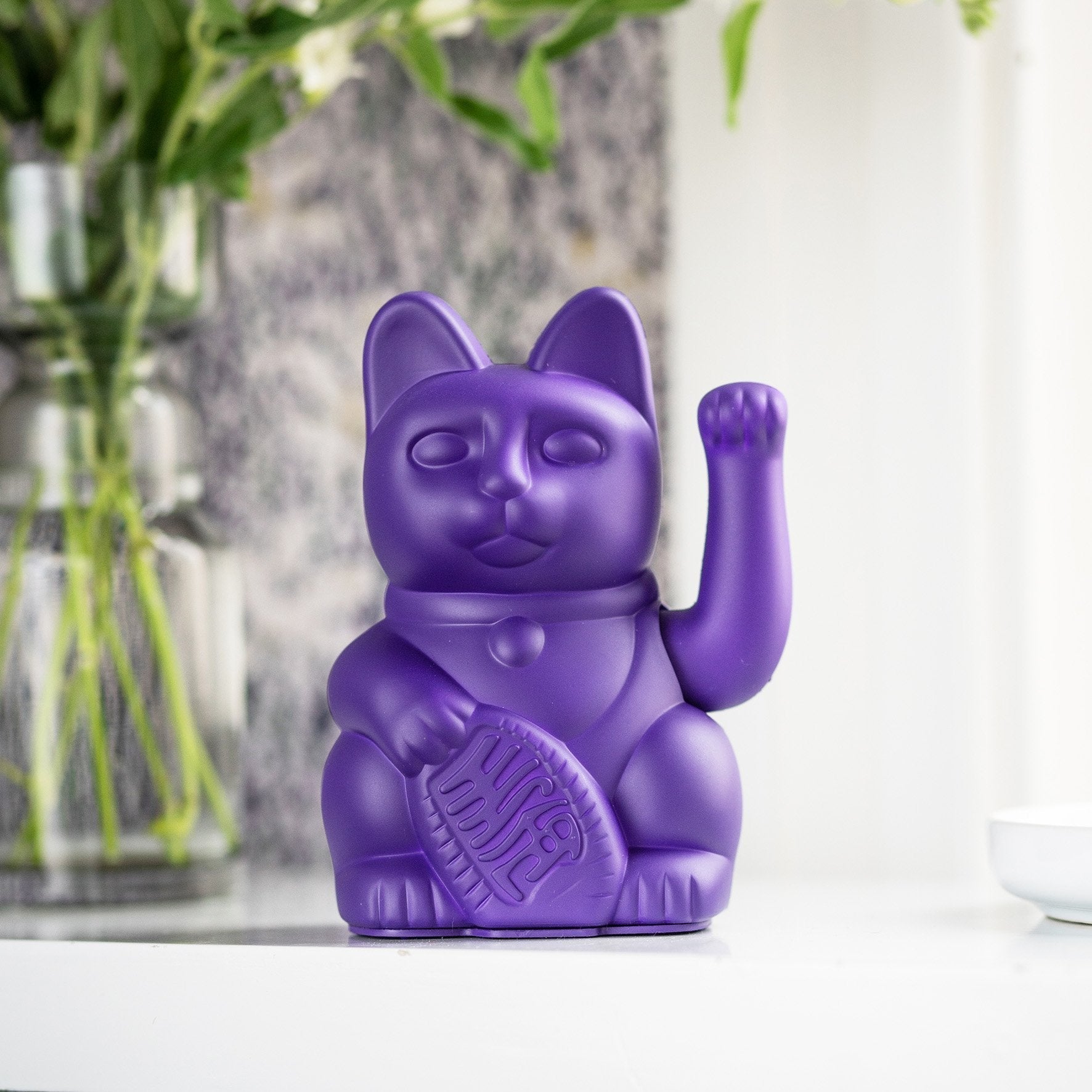 Oggetto regalo di design – chat chanceux violet donkey 