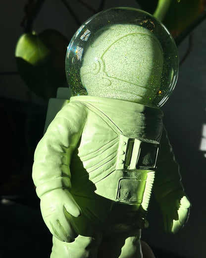 Boule à Neige Astronaute Géant Vert