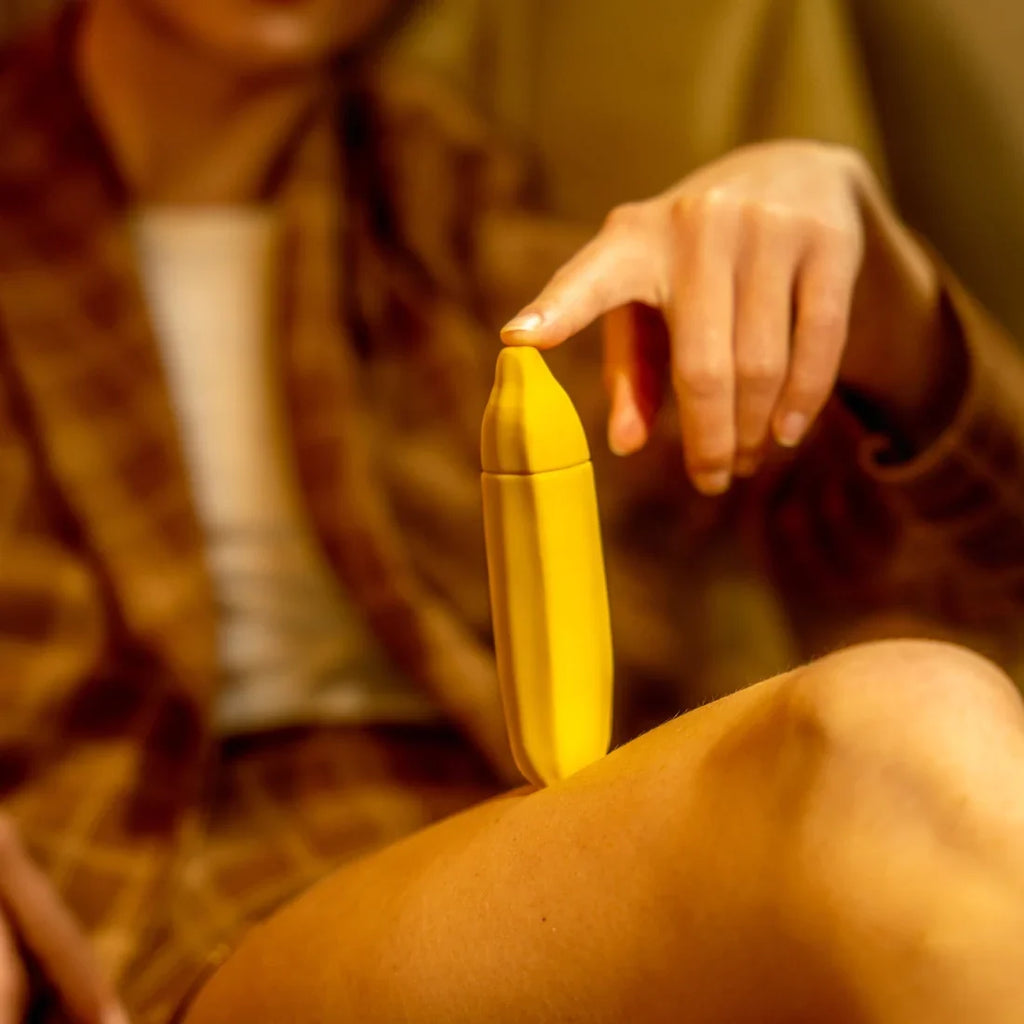 Vibromasseur Banane Emojibator – vue lifestyle