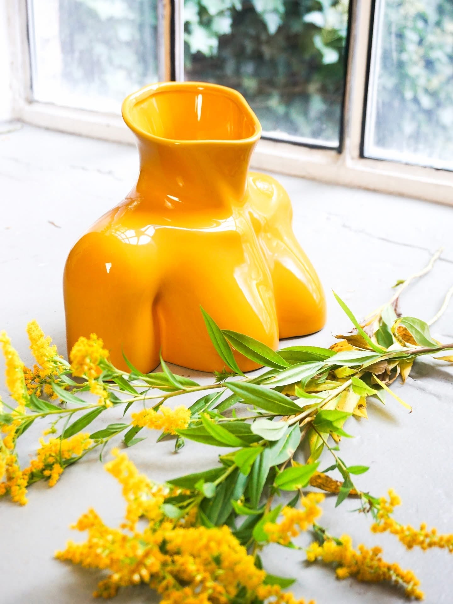 Vase mit weiblicher Büste