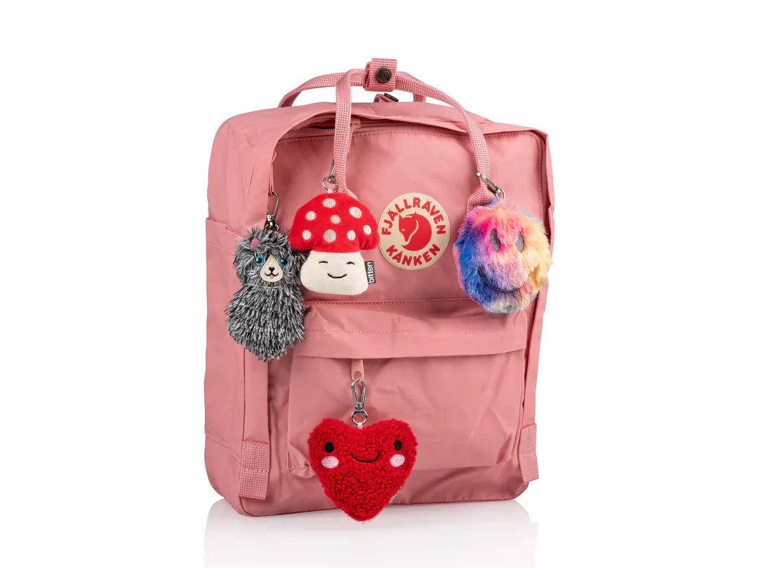 Designcadeau – porte cles peluche sourire arc en ciel