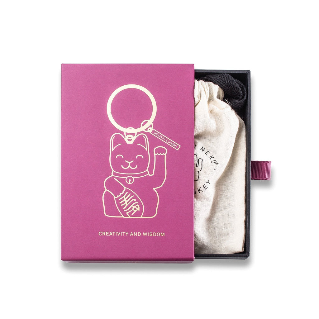 Design-lahja – porte cles chat chanceux violet donkey 