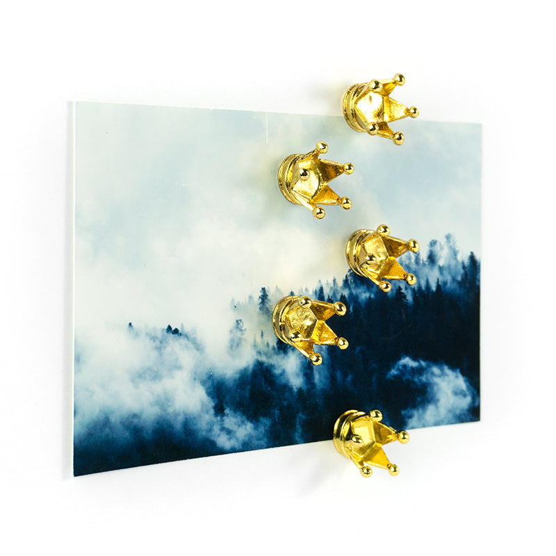 Designcadeau – magnets couronnes dorees trendform 