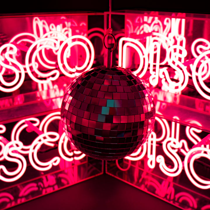 acrylic box neon disco pink 