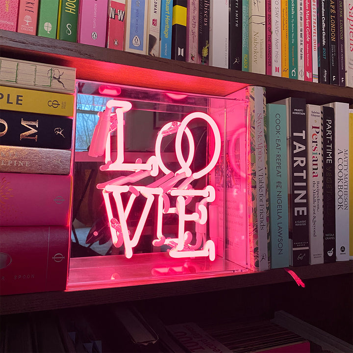 acrylic box neon love 