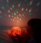 Veilleuse projecteur - Cerises – vue 4 – A Little Lovely Company