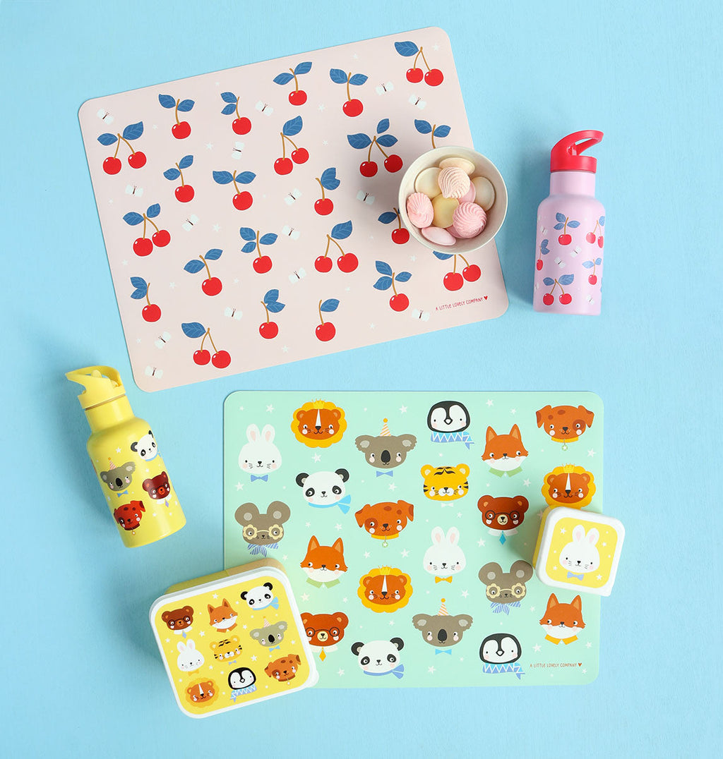 Set de table enfant - Cerises – vue 4 – A Little Lovely Company