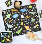 Set de table enfant - Galaxie – vue 4 – A Little Lovely Company