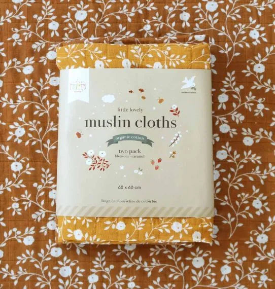 Lot de 2 langes en coton bio - Fleurs Caramel – vue 4 – A Little Lovely Company