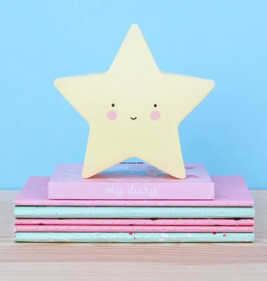 Petite veilleuse Étoile – vue 4 – A Little Lovely Company