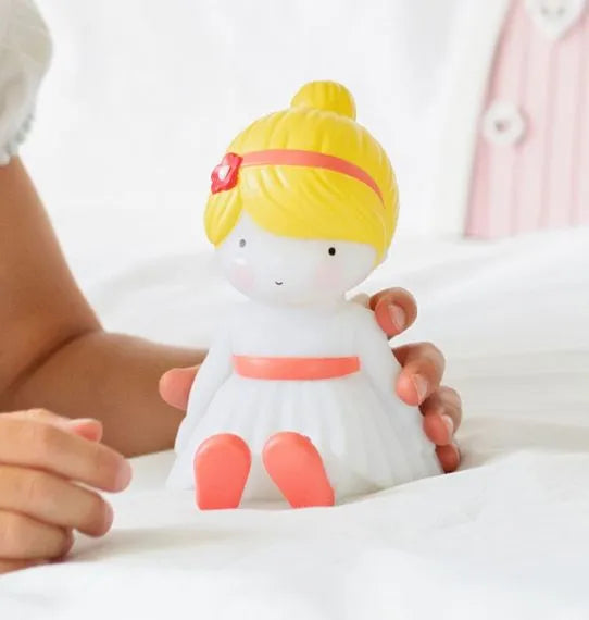 Petite veilleuse Fée – vue 2 – A Little Lovely Company