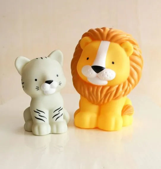 Petite veilleuse Tigre Blanc – vue 3 – A Little Lovely Company